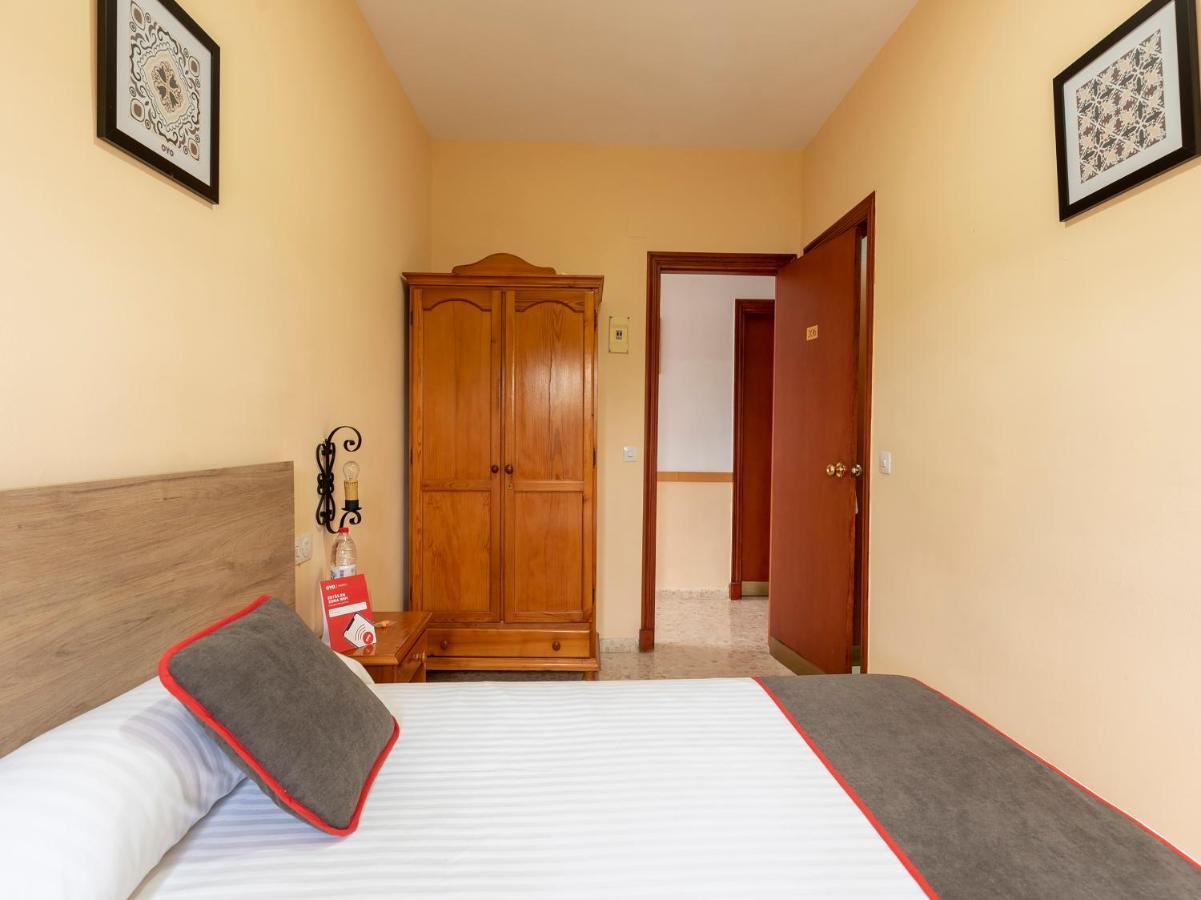 Oyo Hostal El Paisano Ουτρέρα Εξωτερικό φωτογραφία