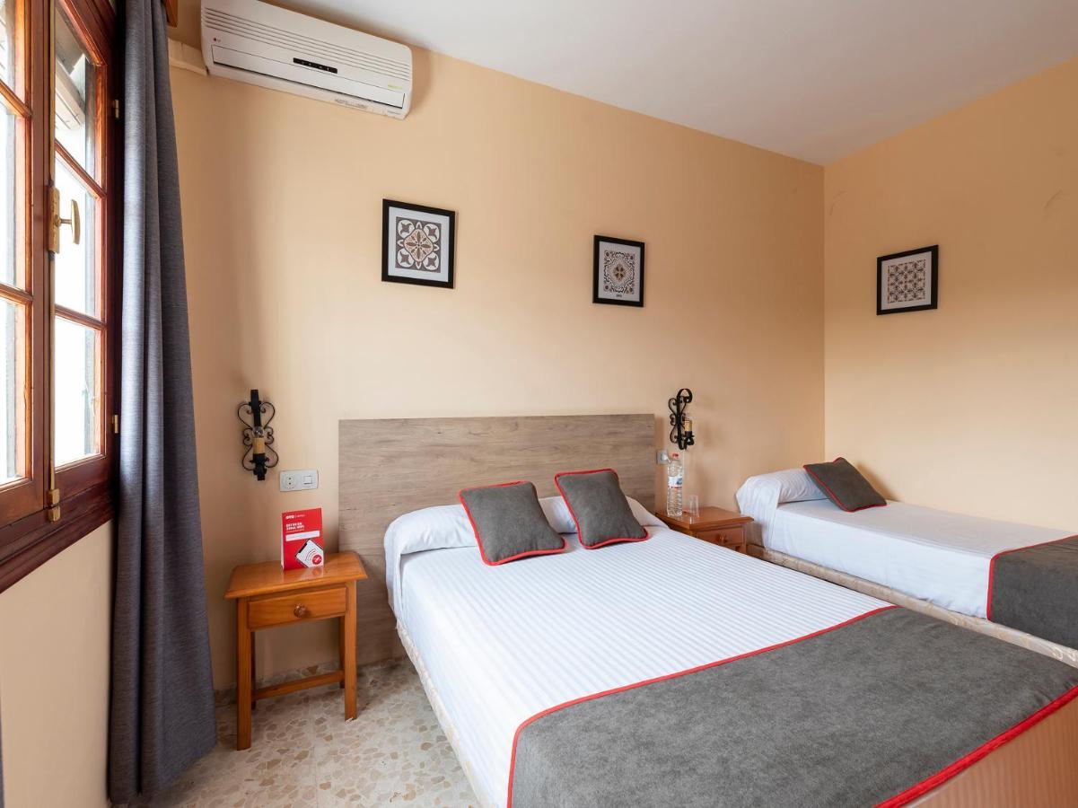 Oyo Hostal El Paisano Ουτρέρα Εξωτερικό φωτογραφία