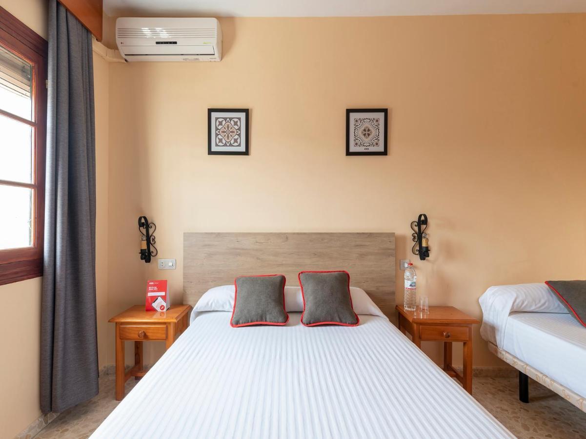 Oyo Hostal El Paisano Ουτρέρα Εξωτερικό φωτογραφία
