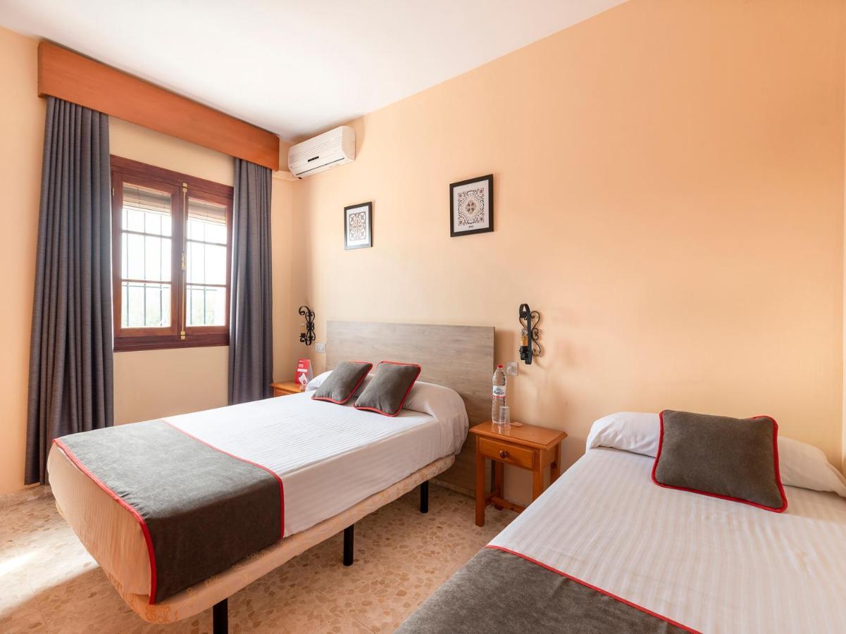 Oyo Hostal El Paisano Ουτρέρα Εξωτερικό φωτογραφία